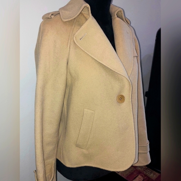 Beige wool jacket for winter with lapel collar - Picture 2 of 2